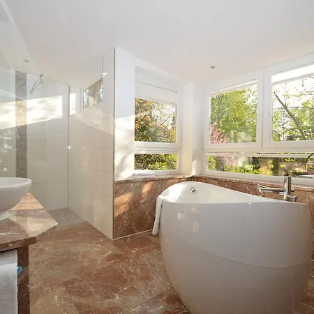 Hotel Boutique Friesinger 4*