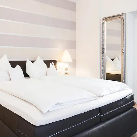 Hotel Boutique Friesinger 4*
