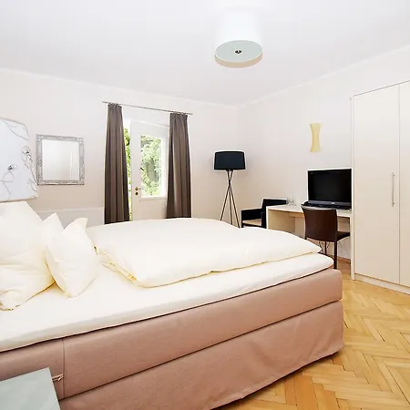 فندق Boutique Friesinger 4*